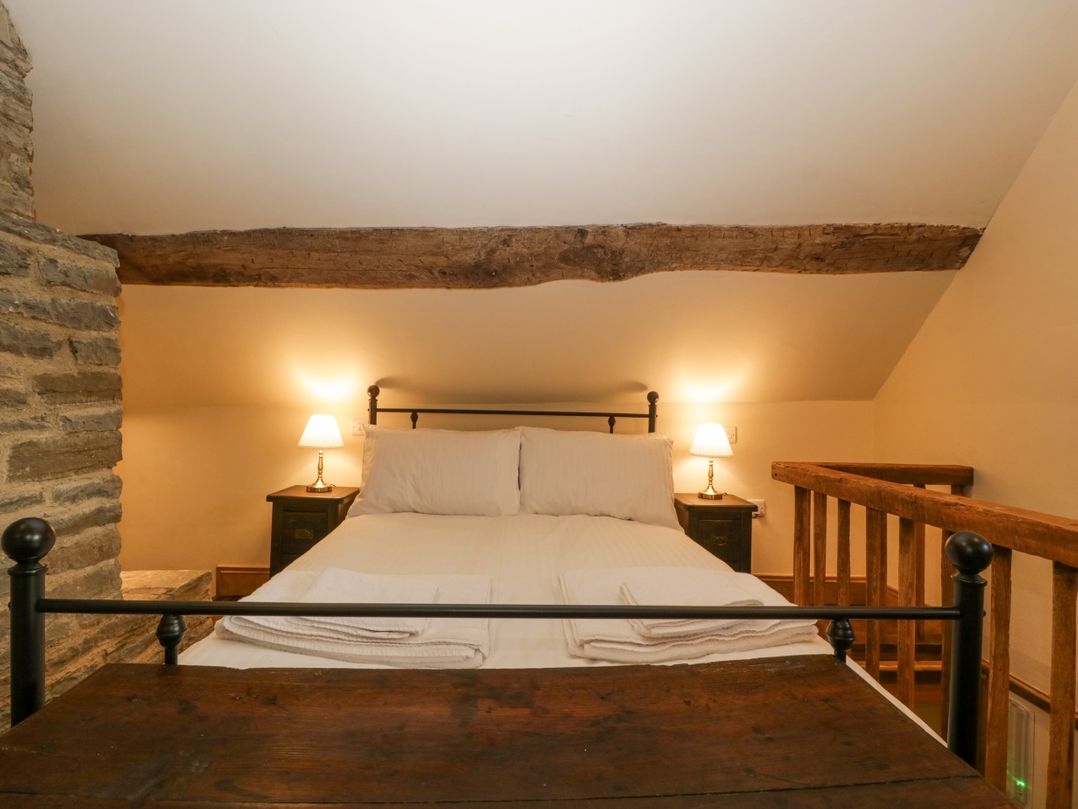 Evenjobb Court Farmhouse