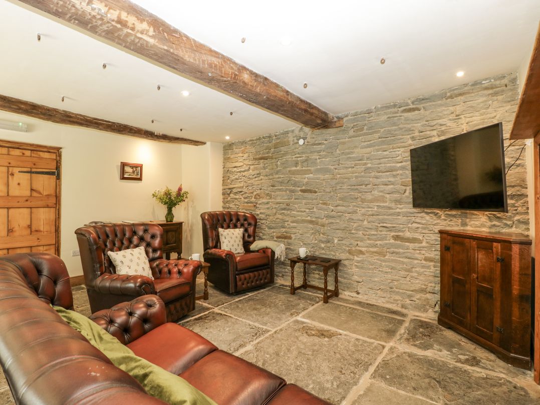 Evenjobb Court Farmhouse