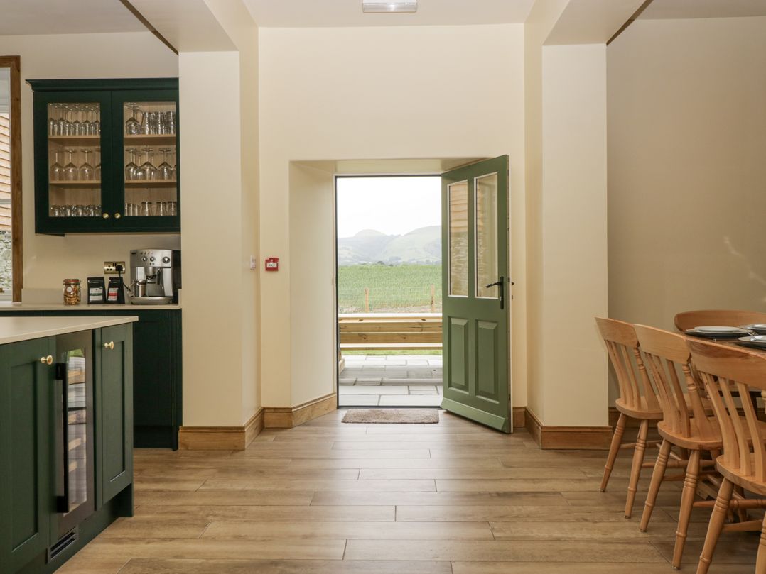 Evenjobb Court Farmhouse