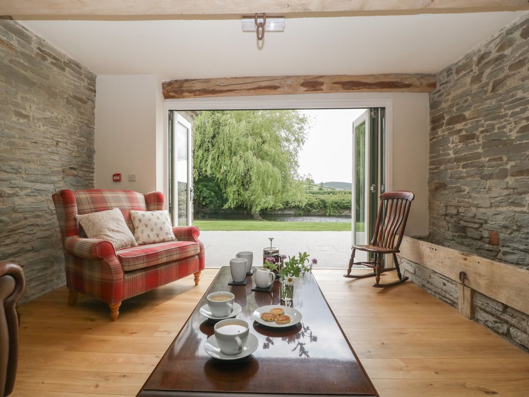 Evenjobb Court Farmhouse