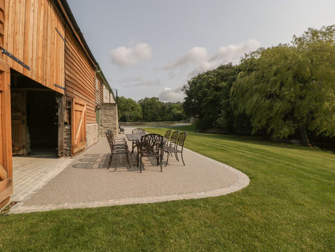 Evenjobb Court Farmhouse