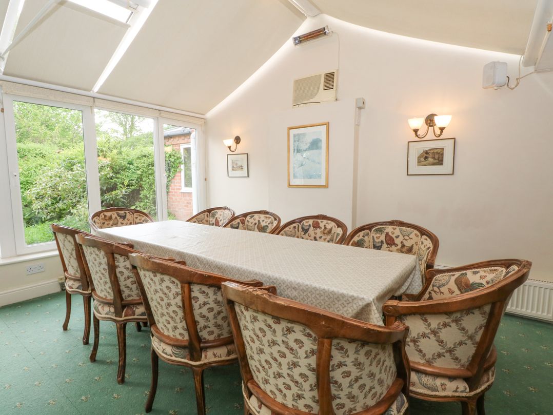 Rosehill Manor