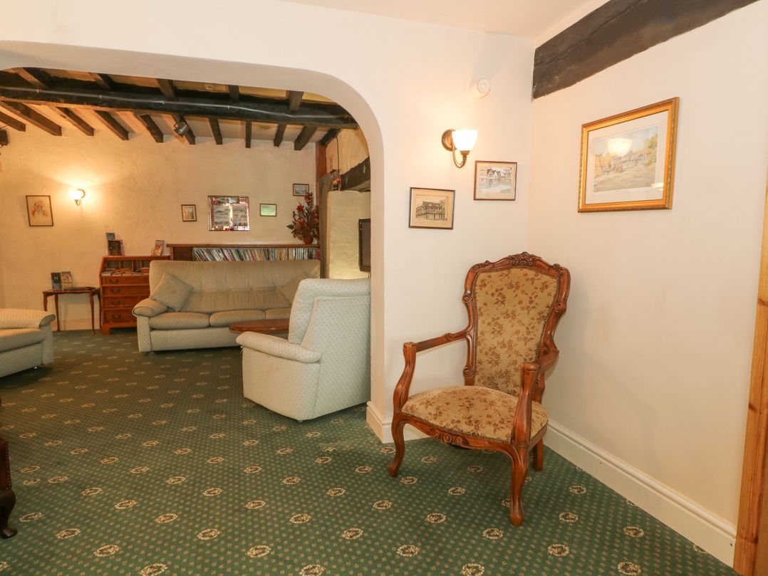 Rosehill Manor