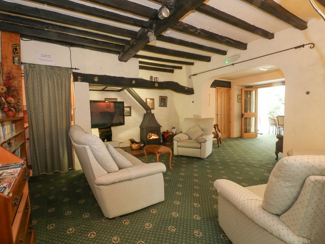 Rosehill Manor