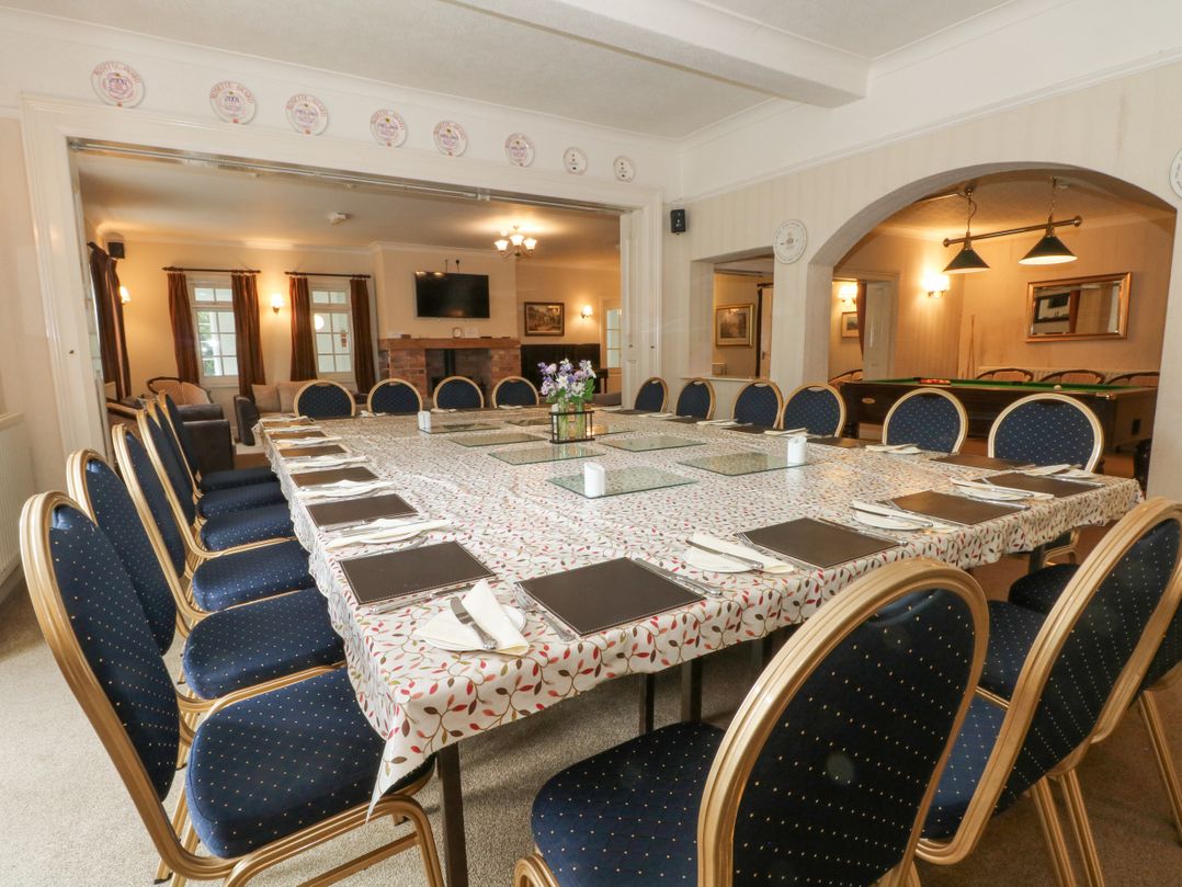 Rosehill Manor