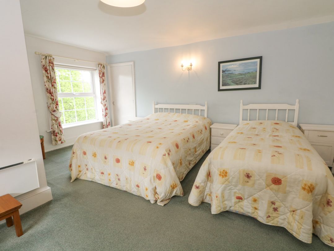 Rosehill Manor