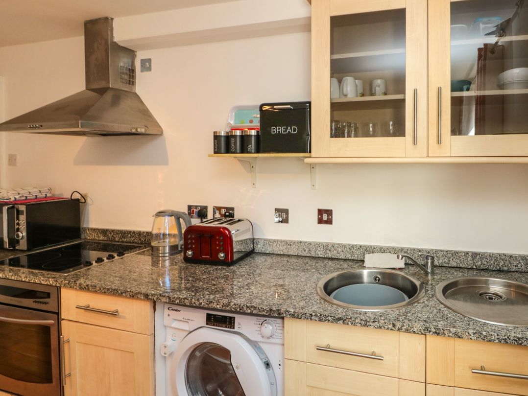 Flat 8