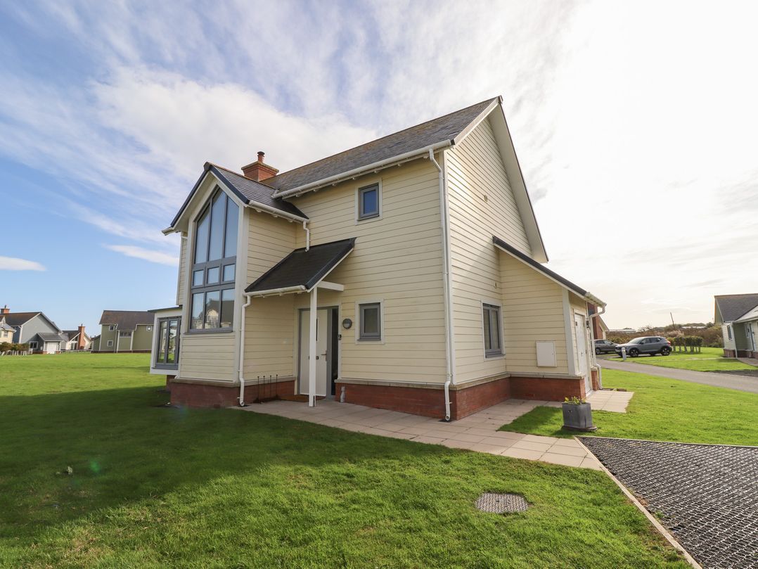 The Beach House (Beadnell)