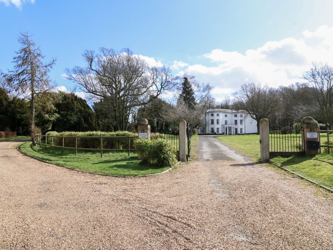 Henstead Hall East