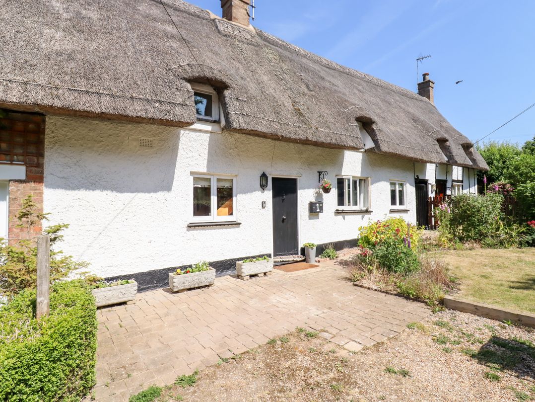 1 Harpur Cottage