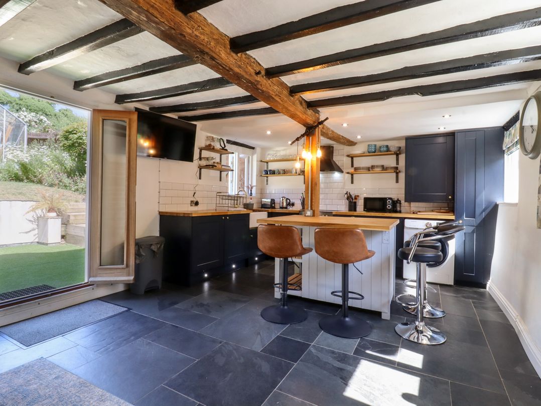 1 Harpur Cottage