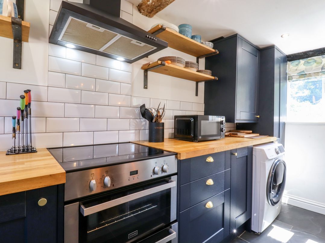 1 Harpur Cottage