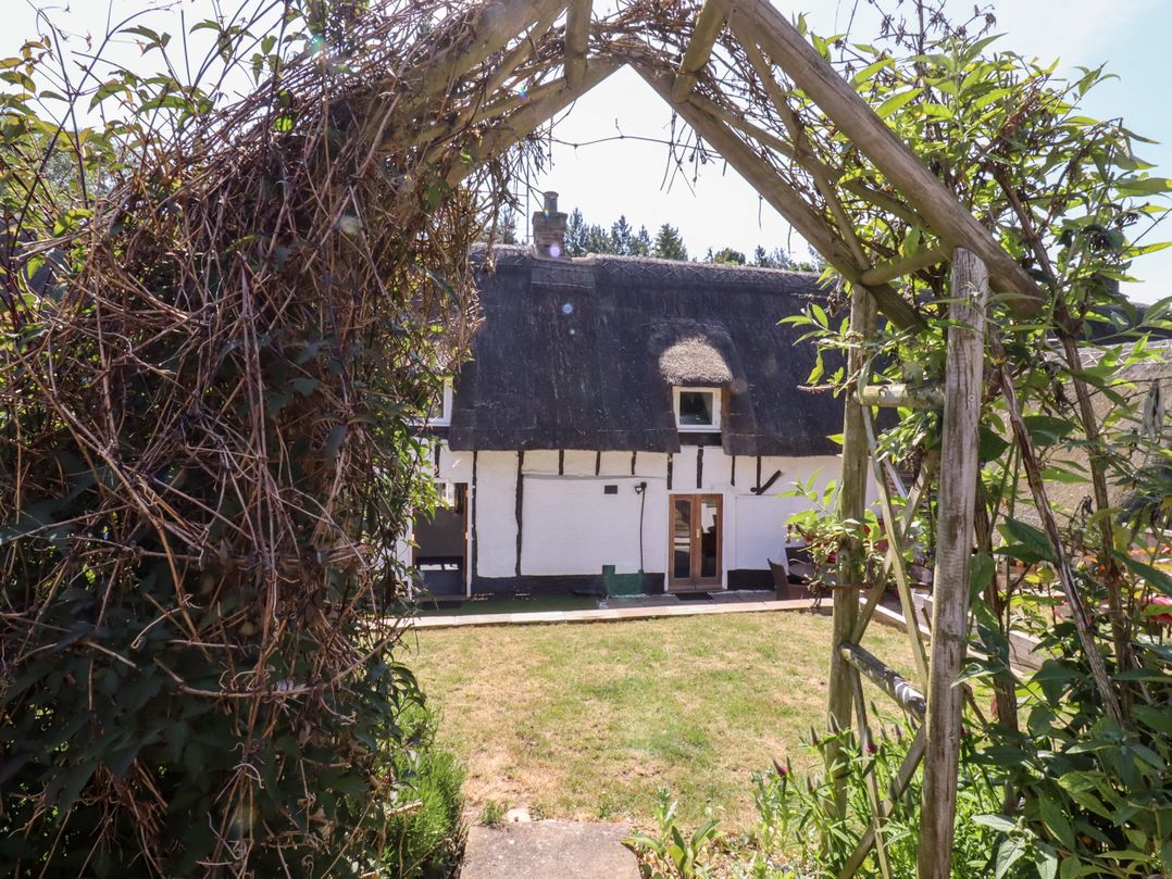 1 Harpur Cottage