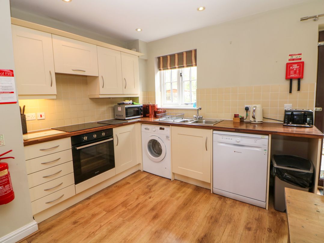 A kitchen with various appliances at Hartington Darley Moor near Two Dales