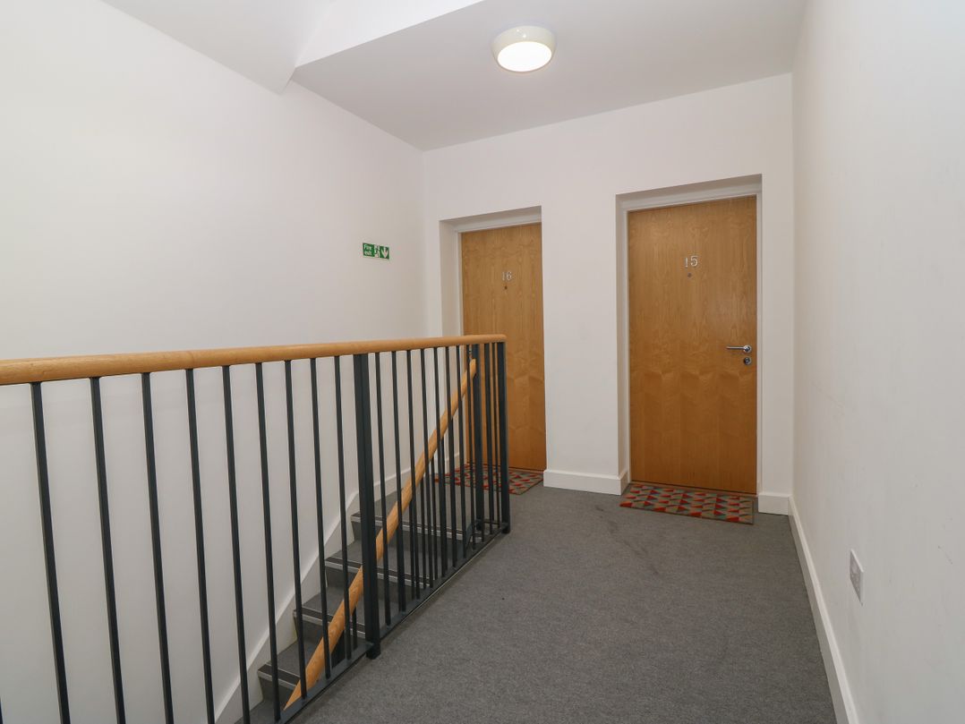Apartment 16