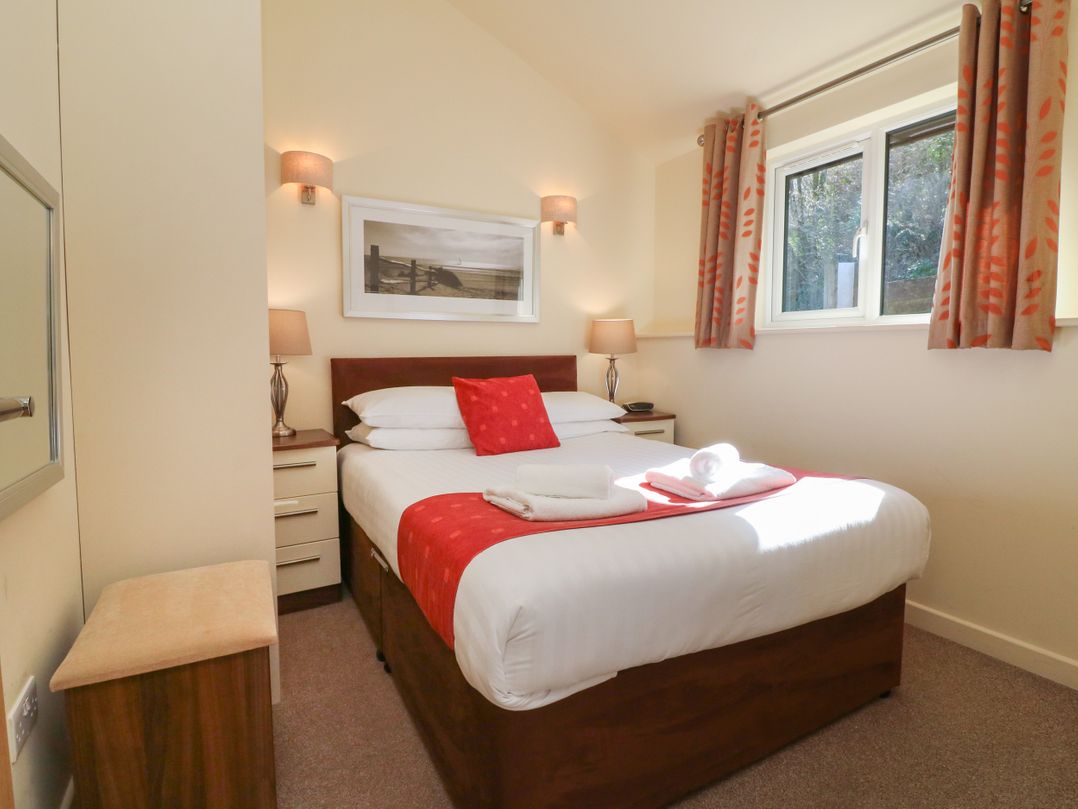Chalet Log Cabin C11