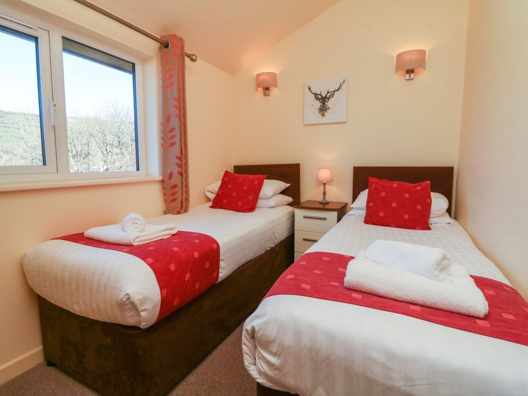 Chalet Log Cabin C11