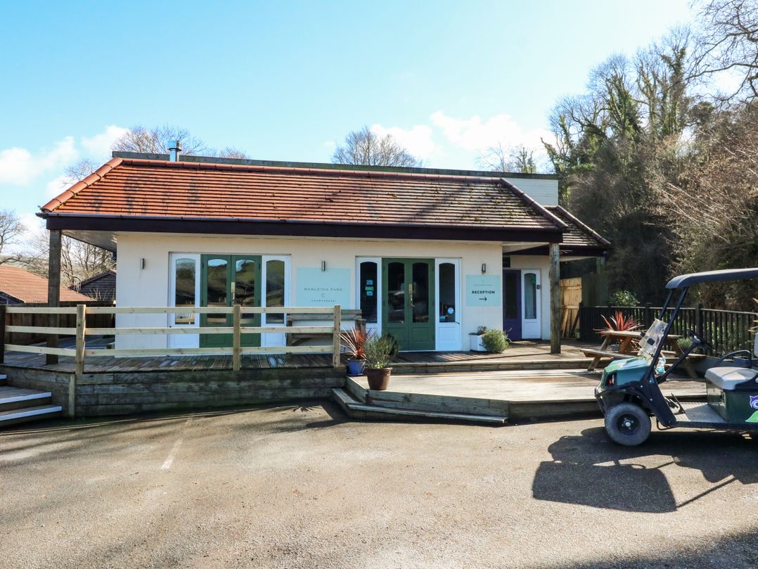 Chalet Log Cabin L14