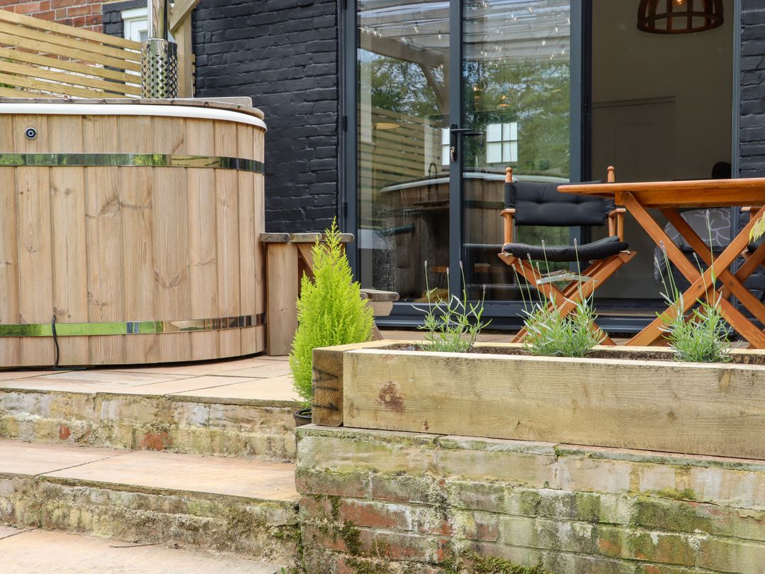 The Snug at Pickelden Farmhouse