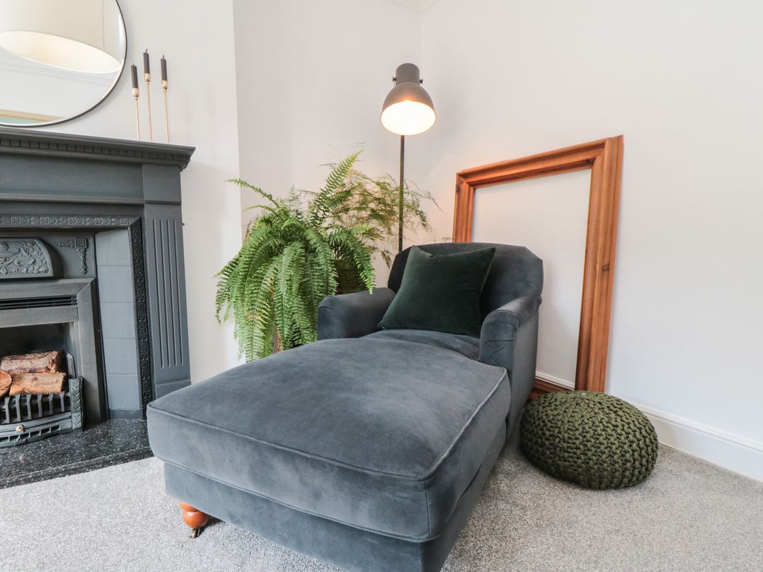 Top-Notch Flat