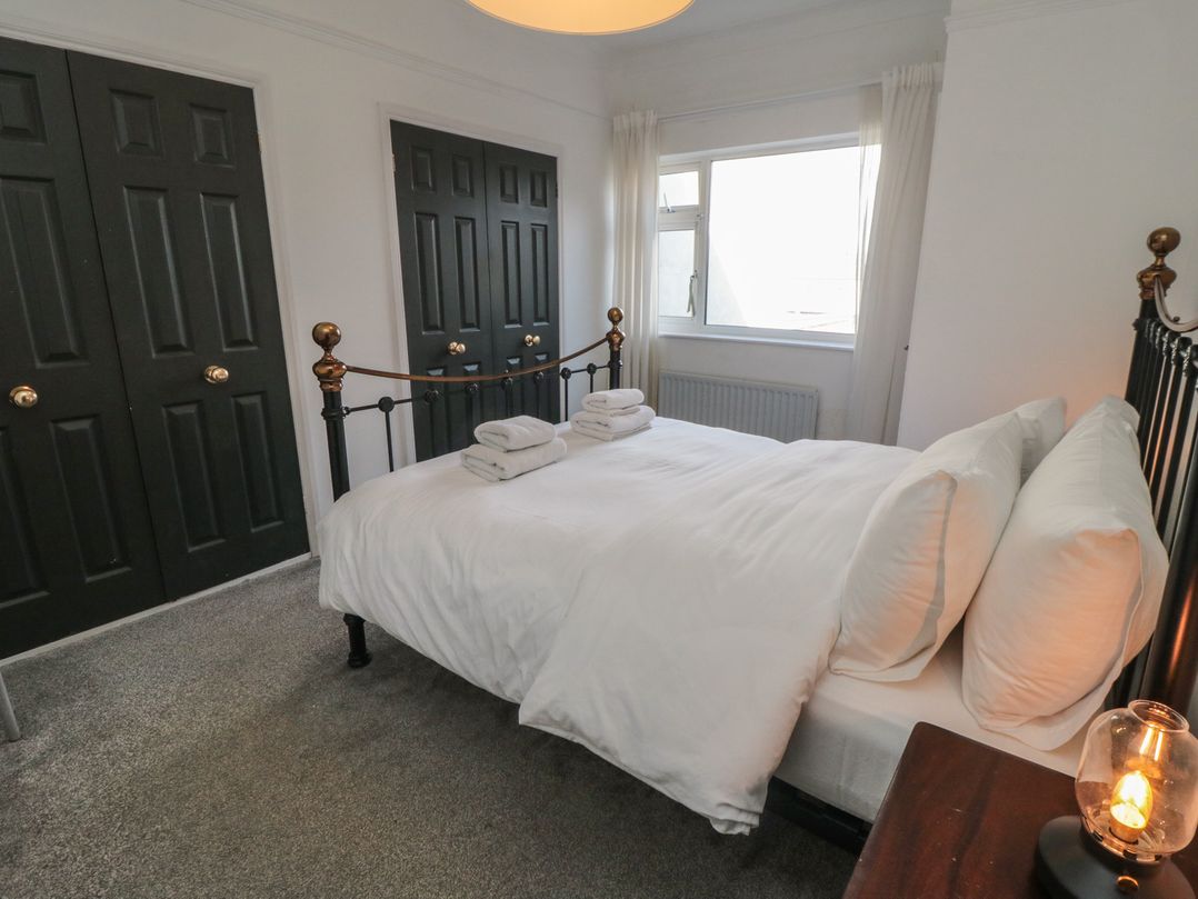 Top-Notch Flat