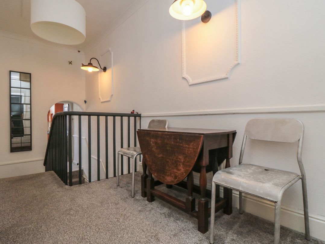 Top-Notch Flat