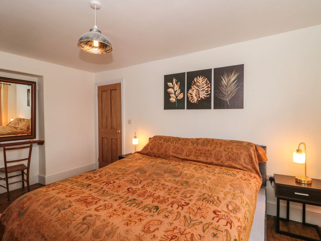 Holly Lodge