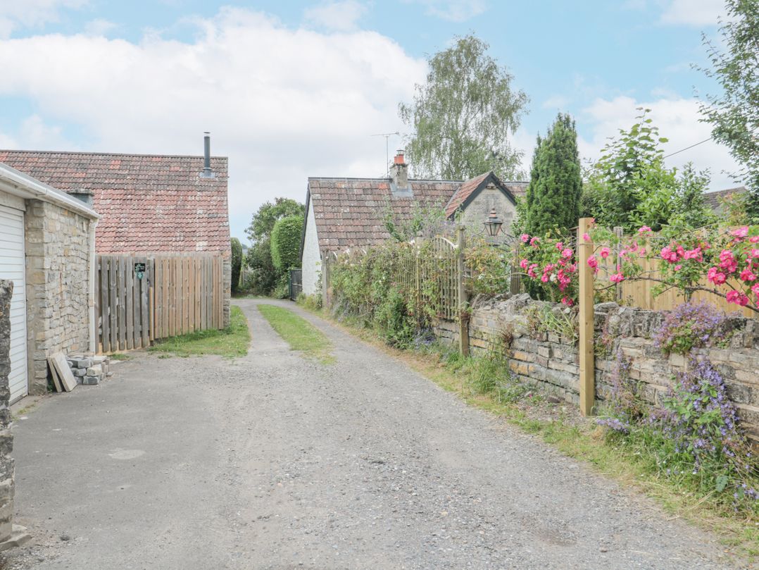 Holly Lodge