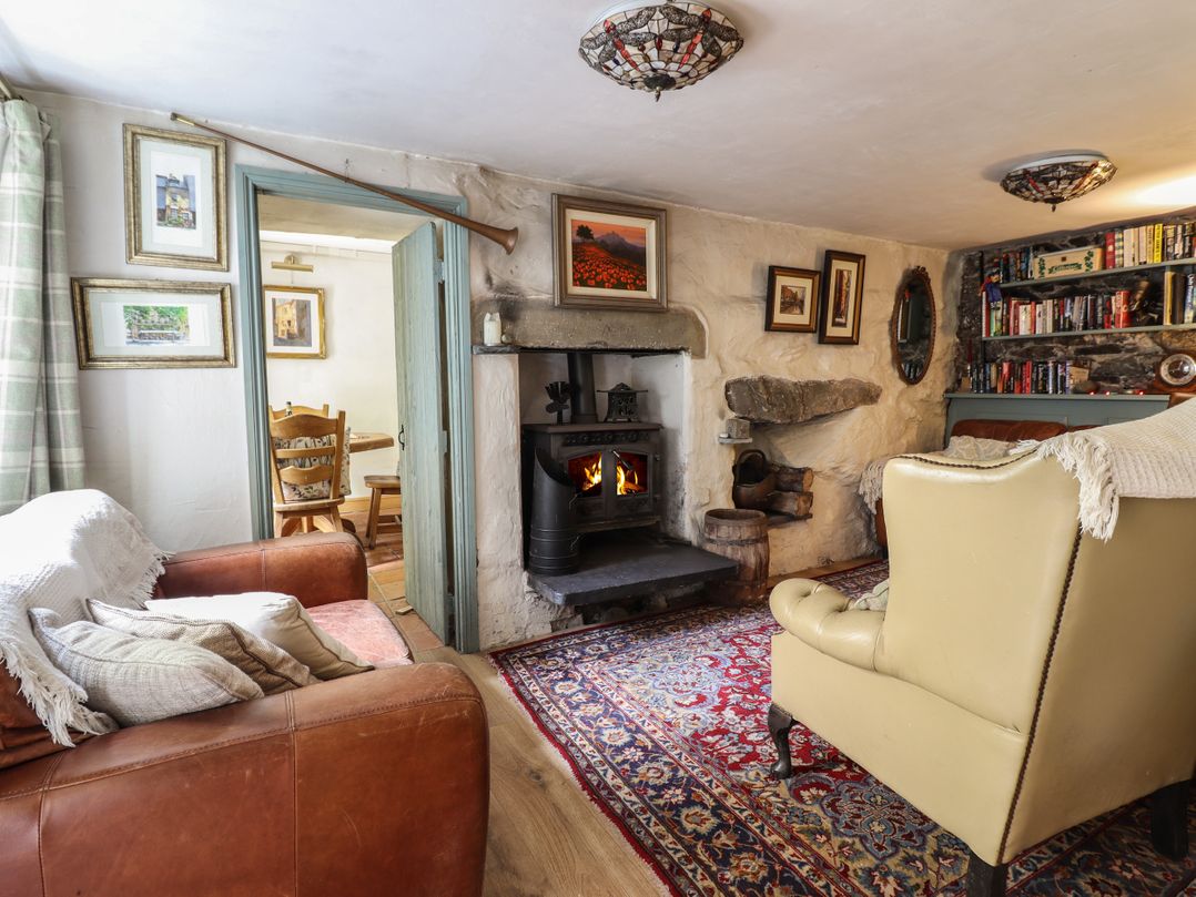 Tyn Y Coed Cottage