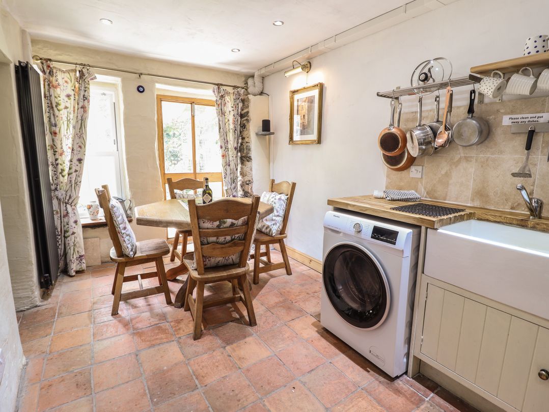 Tyn Y Coed Cottage