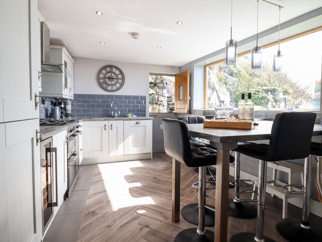 Ty'n-Y-Ffynnon Cottage