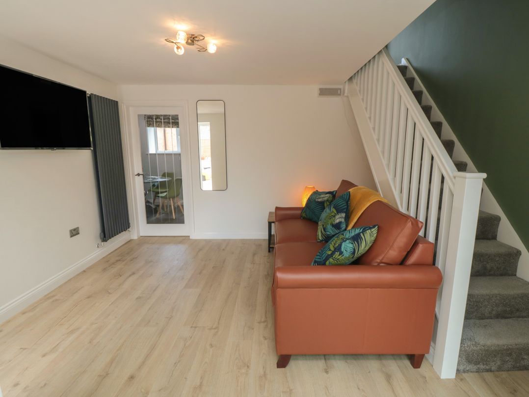 2 Staveley Cottages