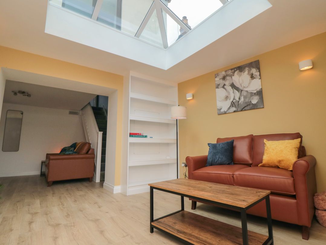 2 Staveley Cottages