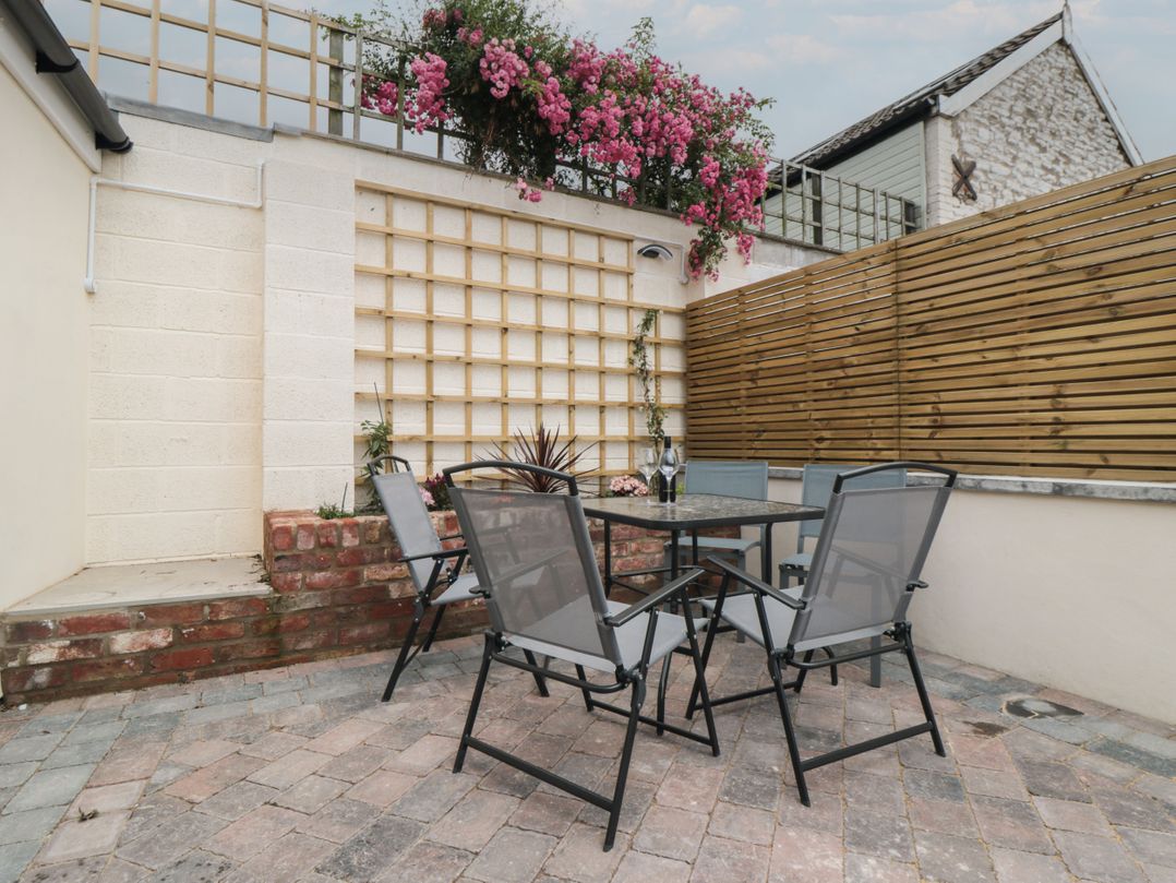 2 Staveley Cottages
