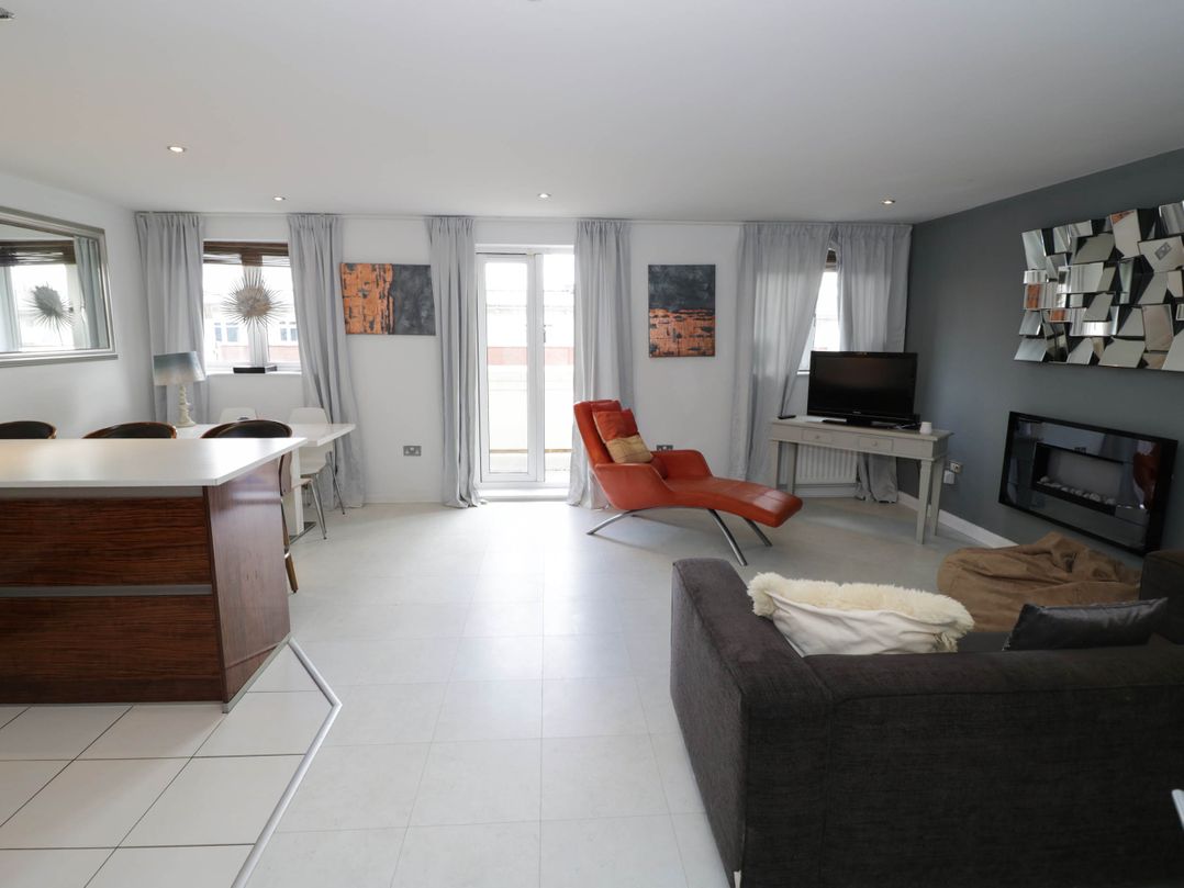 63 Vista Heights