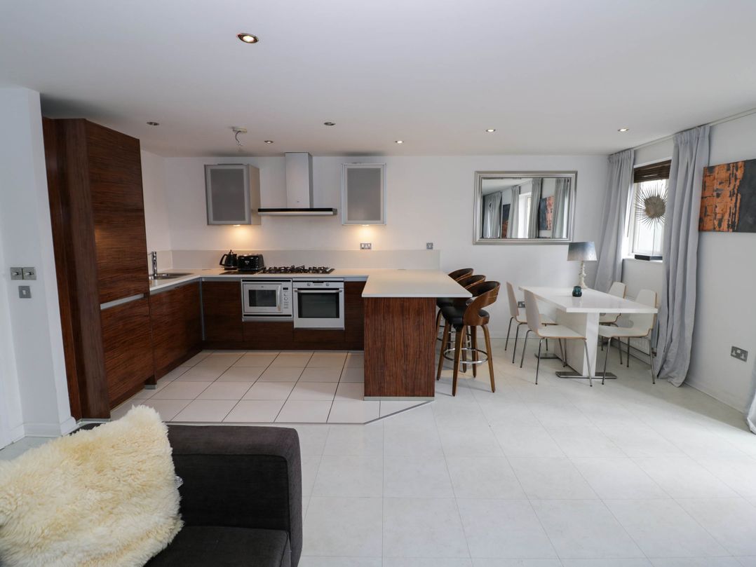 63 Vista Heights