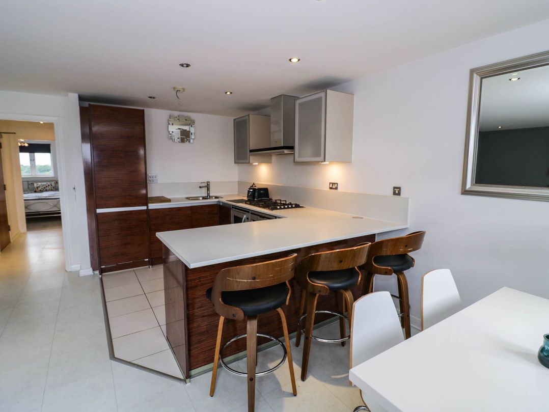 63 Vista Heights