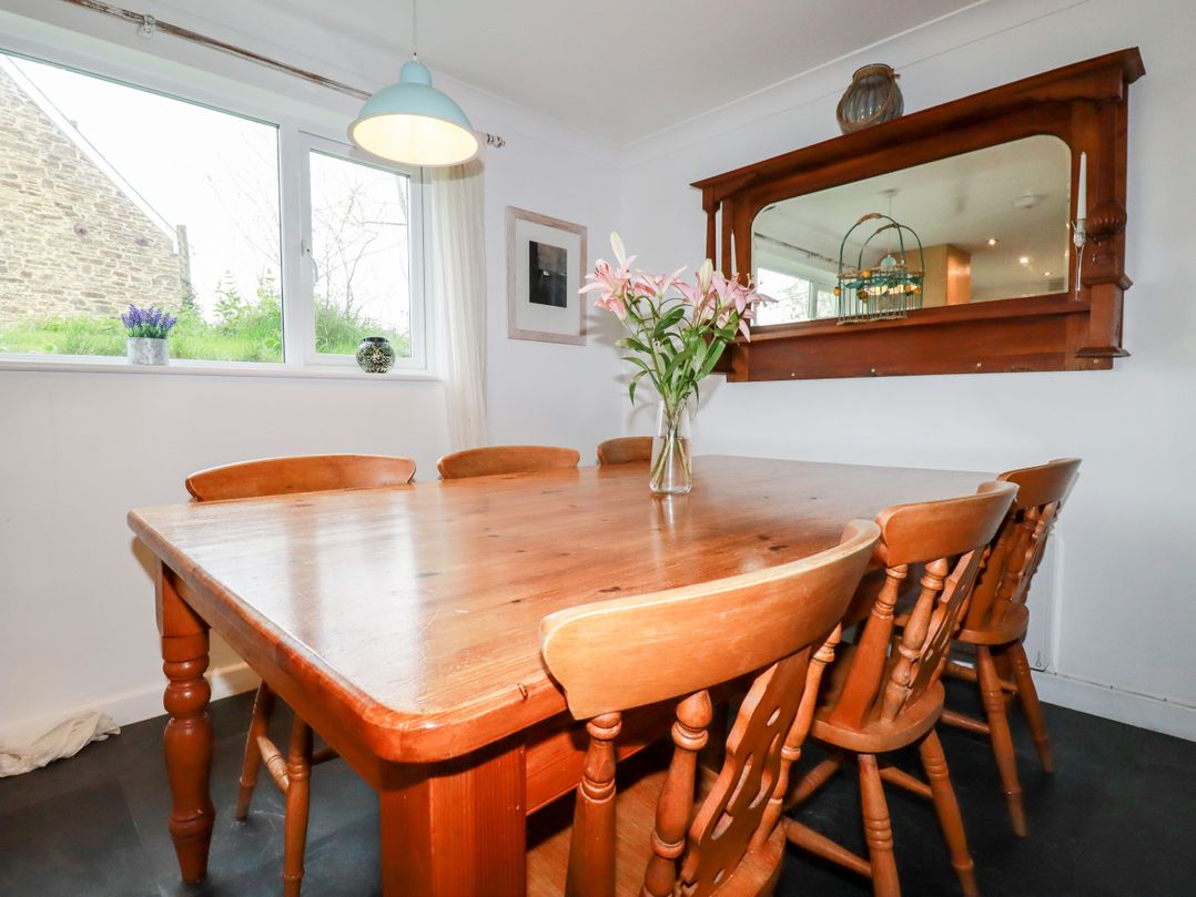 Bro Tref Cottage