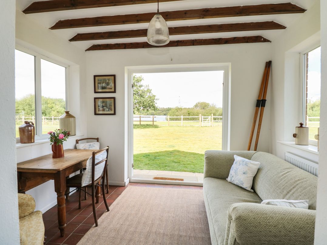 Horseshoe Cottage