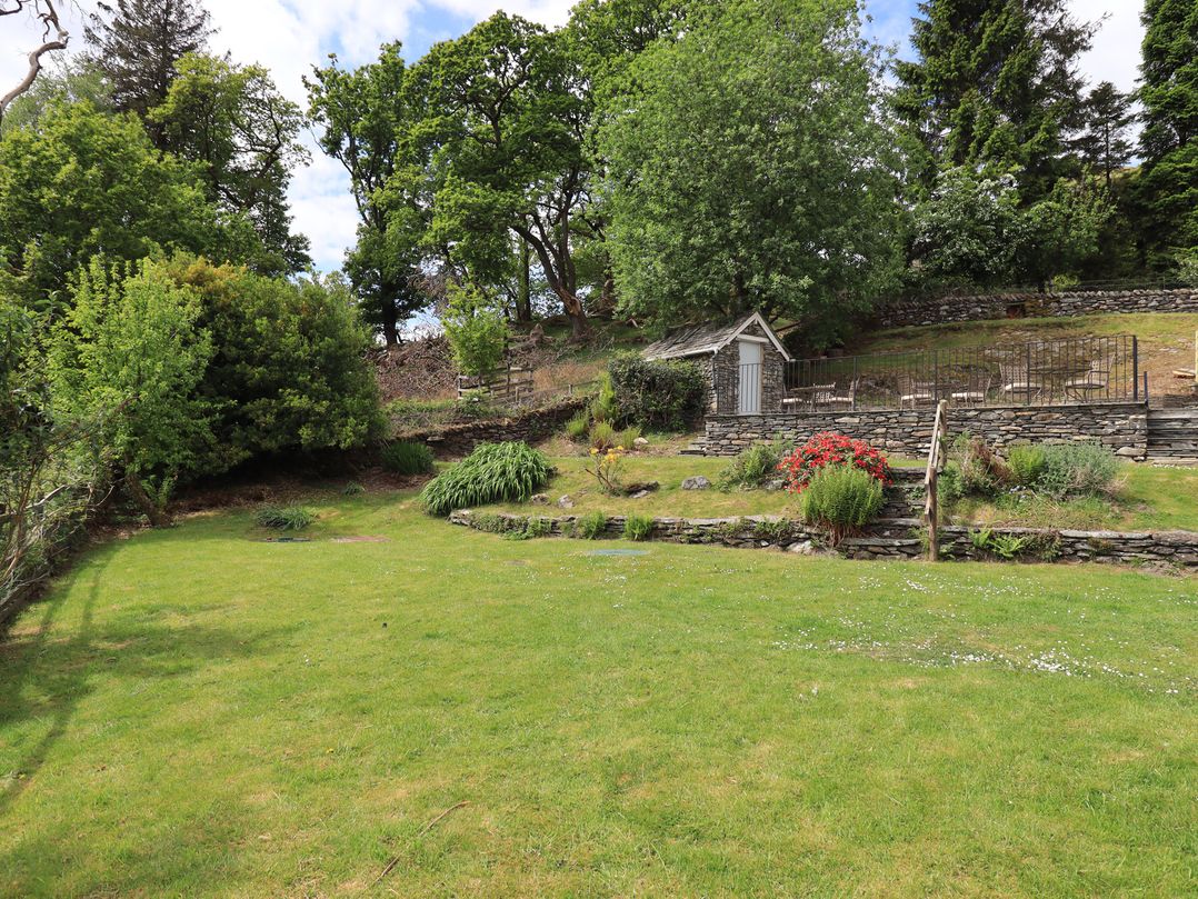 2 Hart Head Barn