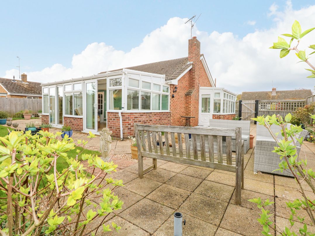 32 Queen Elizabeth Drive