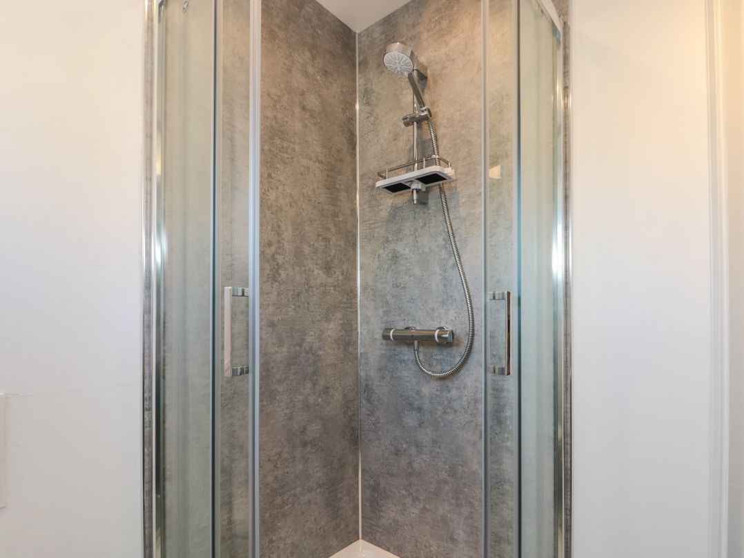 Salmon Leap Cottage 2