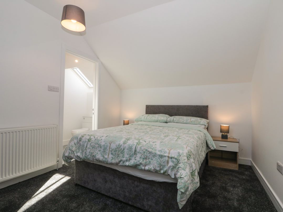 Salmon Leap Cottage 2