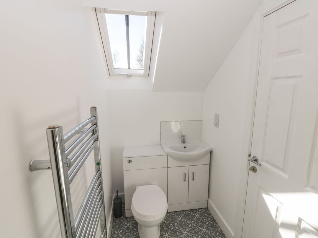 Salmon Leap Cottage 2