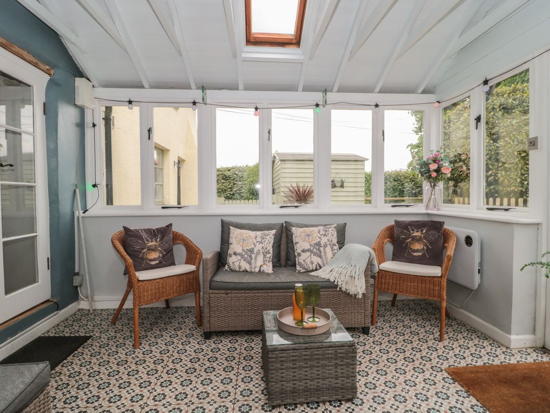 2 Pigsfoot Cottages