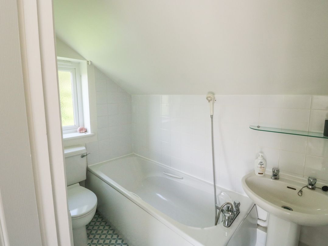 5 Forest Park Lodge