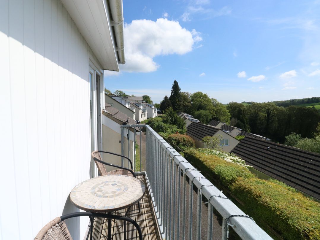 5 Forest Park Lodge