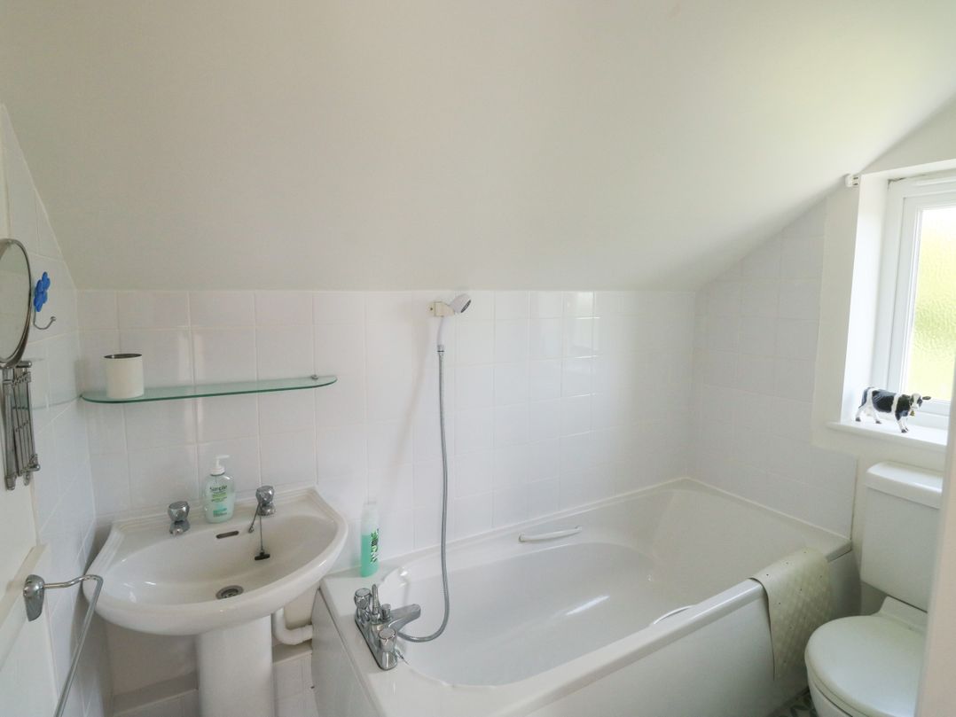 5 Forest Park Lodge