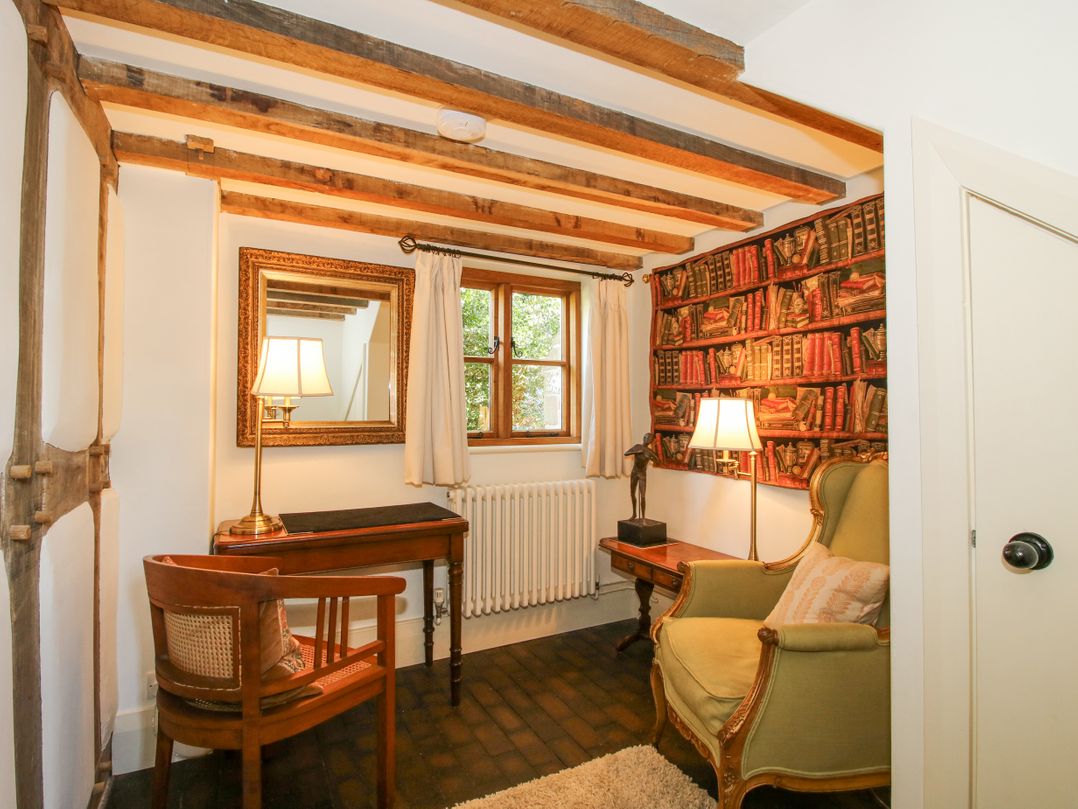 Courtyard Cottage