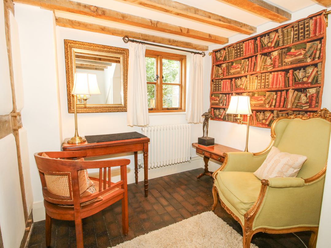 Courtyard Cottage